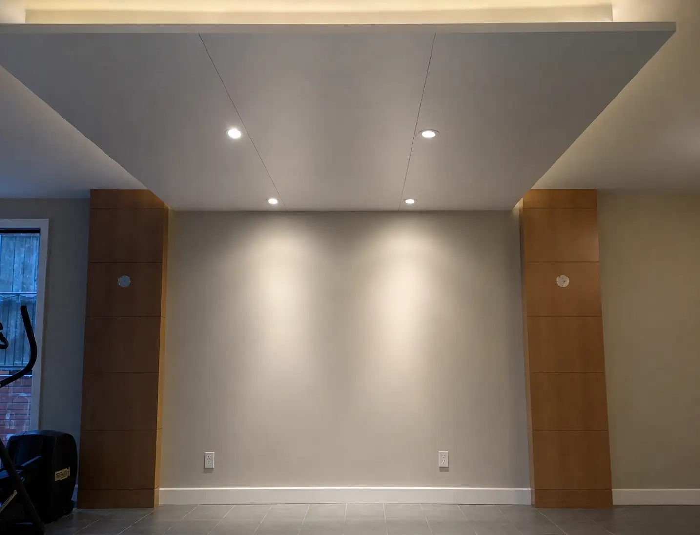 Hillcrest — Decorative living room