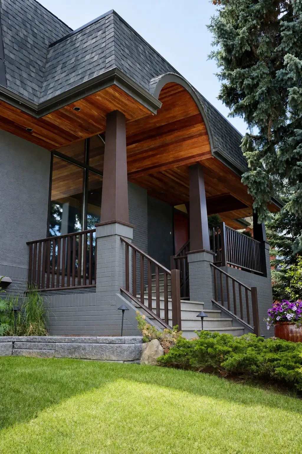 Hillcrest — Entry porch