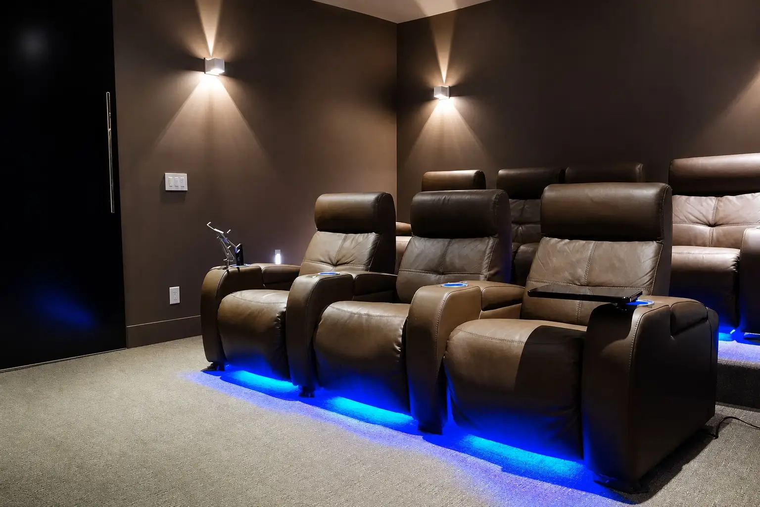 Windsor — Home theatre